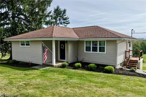 3574 Batdorf Rd, Wooster, OH 44691