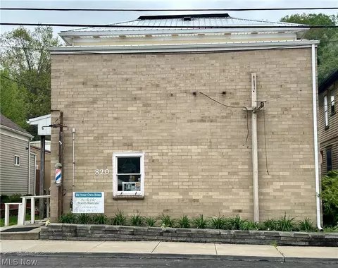 820 Commerce St, Wellsburg, WV 26070