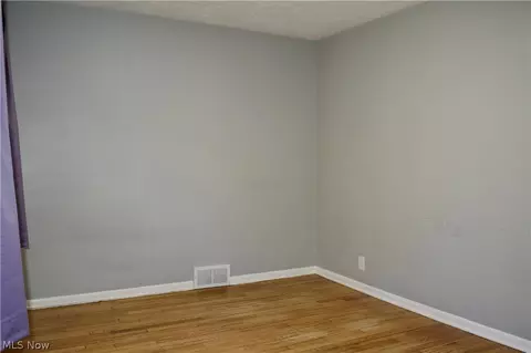 20724 Applegate Rd, Maple Heights, OH 44137 photo 16