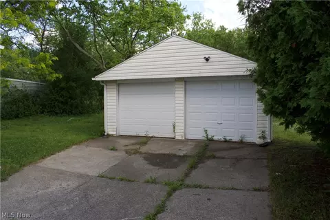 20724 Applegate Rd, Maple Heights, OH 44137 photo 25