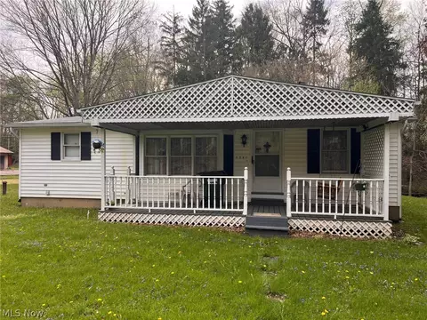 1241 Bison St NW, Massillon, OH 44647