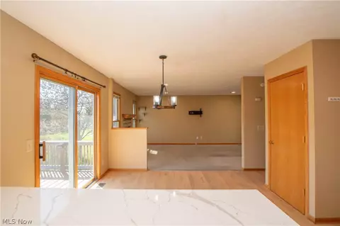 2662 Captens St NE, Canton, OH 44721 photo 10