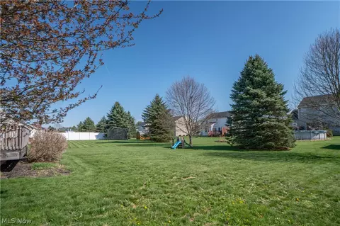 2662 Captens St NE, Canton, OH 44721 photo 38