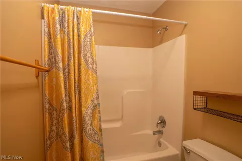 2662 Captens St NE, Canton, OH 44721 photo 32