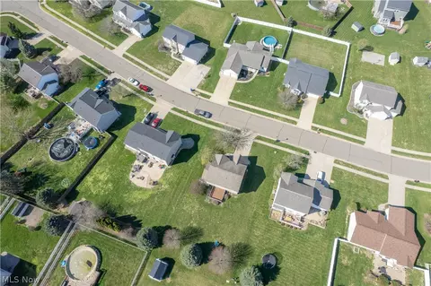 2662 Captens St NE, Canton, OH 44721 photo 40