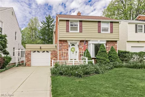 4809 Westbourne Rd, Lyndhurst, OH 44124