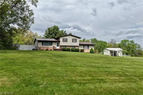 9316 Baer Rd, Marshallville, OH 44645