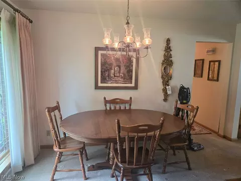 Dining - 3836 21st St NW, Canton, OH 44708 photo 2 of 2