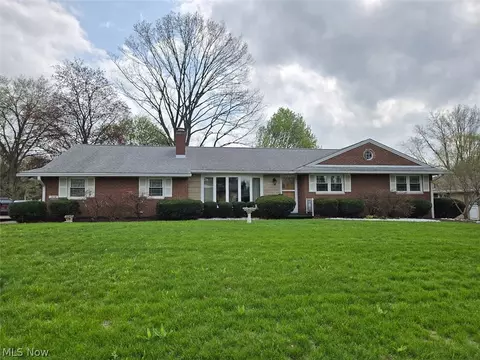 3836 21st St NW, Canton, OH 44708