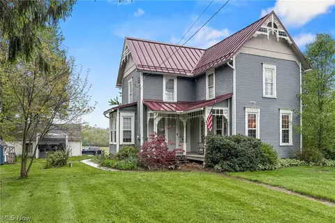 323 Seville Rd, Wadsworth, OH 44281