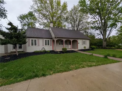 7353 Columbia, Olmsted Falls, OH 44138