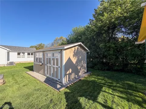 Exterior - 510 Deer Run Dr, Boardman, OH 44512 photo 10 of 11