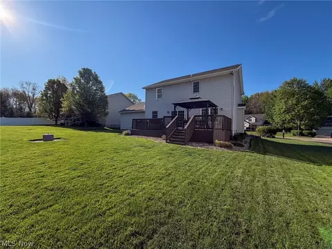 Exterior - 510 Deer Run Dr, Boardman, OH 44512 photo 3 of 11