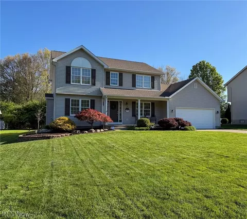 Exterior - 510 Deer Run Dr, Boardman, OH 44512 photo 2 of 11
