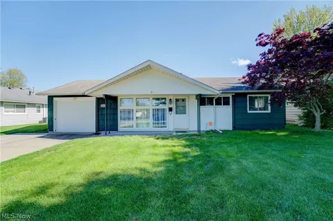 3805 N Hogan Dr, Lorain, OH 44053