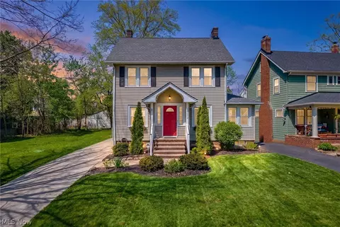 3273 Meadowbrook Blvd, Cleveland Heights, OH 44118