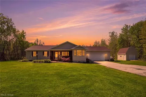 5246 Gore Rd, Ashtabula, OH 44004