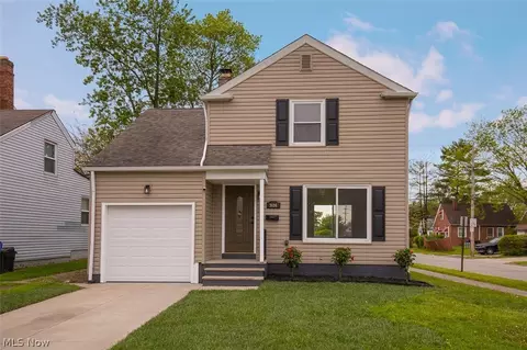 3896 Strandhill Rd, Cleveland, OH 44128