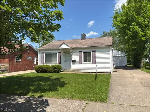 157 John St, Bedford, OH 44146