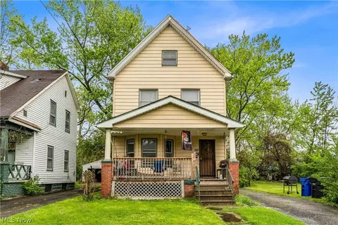 3293 E 139th St, Cleveland, OH 44120