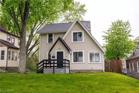 1419 22nd St NE, Canton, OH 44714