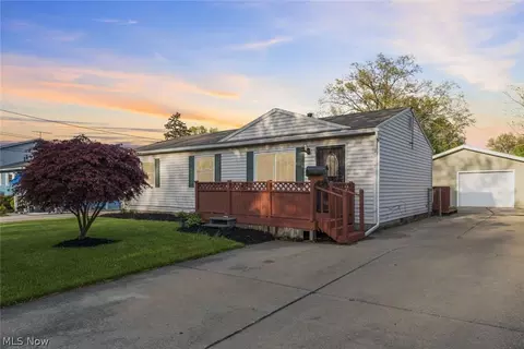 3917 Seneca Ave, Lorain, OH 44055