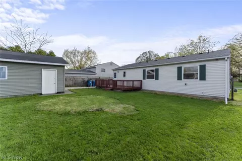 3917 Seneca Ave, Lorain, OH 44055 photo 6