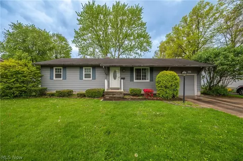 4829 New Rd, Austintown, OH 44515