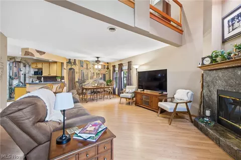 Other - 1323 Red Tail Hawk Ct #3, Boardman, OH 44512 photo 1 of 11