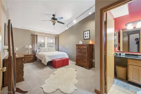 Bedroom - 1323 Red Tail Hawk Ct #3, Boardman, OH 44512 photo 2 of 4