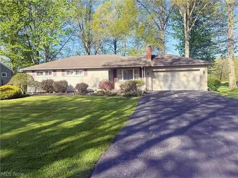 5843 Louise Ave NW, Champion, OH 44483