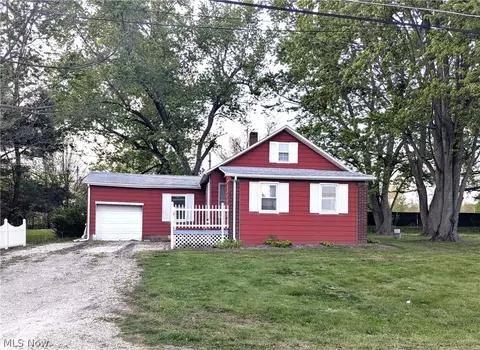 4047 John St, Atwater, OH 44201