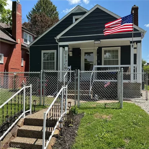 228 Florence Ave, Zanesville, OH 43701