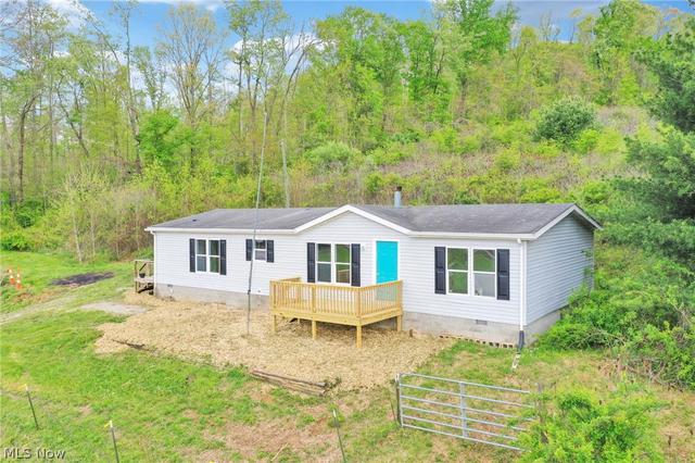 12186 State Route 155 SE, Corning, OH 43730
