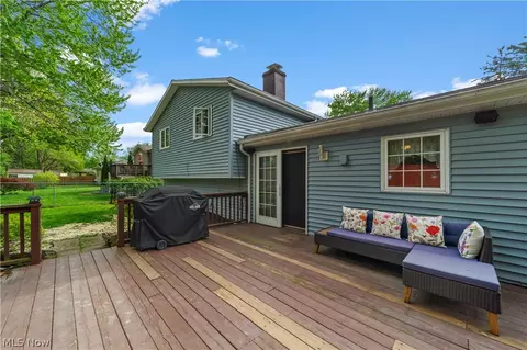 176 Pinewood Dr, Elyria, OH 44035 photo 36