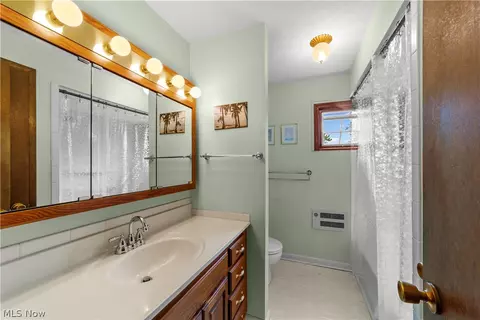 176 Pinewood Dr, Elyria, OH 44035 photo 20