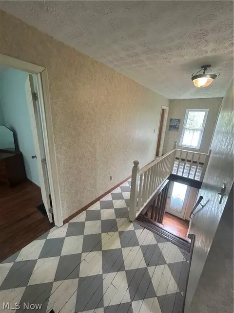 Entry Way - 68775 Tyner Rd, Cambridge, OH 43725 photo 3 of 4