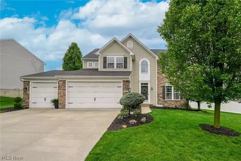 2713 Blue Ash Ave NW, Canton, OH 44708