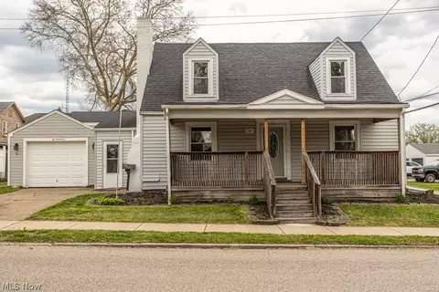 294 West St, East Palestine, OH 44413