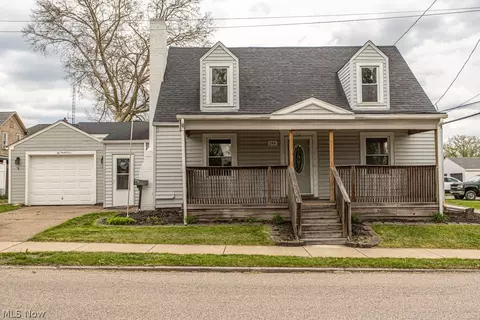 294 West St, East Palestine, OH 44413