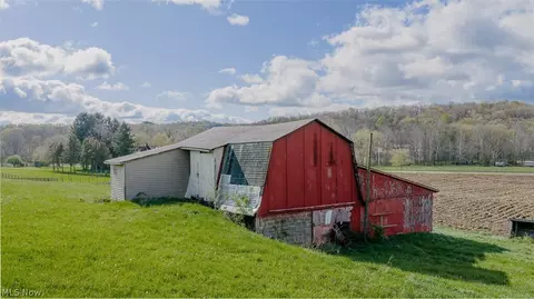 9939 Mapleton St SE, East Canton, OH 44730 photo 15