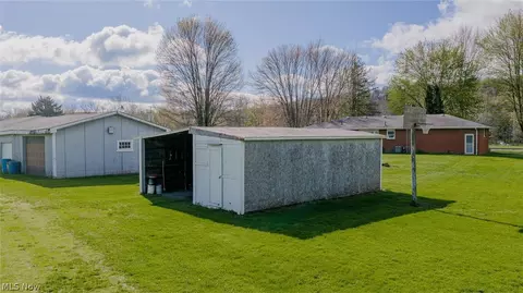 9939 Mapleton St SE, East Canton, OH 44730 photo 21