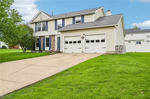 999 Pheasant Run Dr, Medina, OH 44256