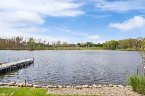 3870 S Main St, Green, OH 44319