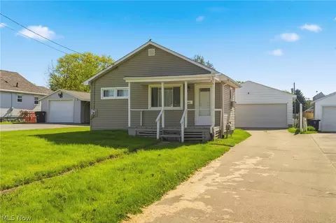 643 Stevenson Ave, Akron, OH 44312