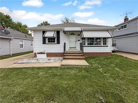 32222 Densmore Rd, Willowick, OH 44095