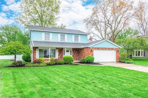 24795 Framingham Dr, Westlake, OH 44145