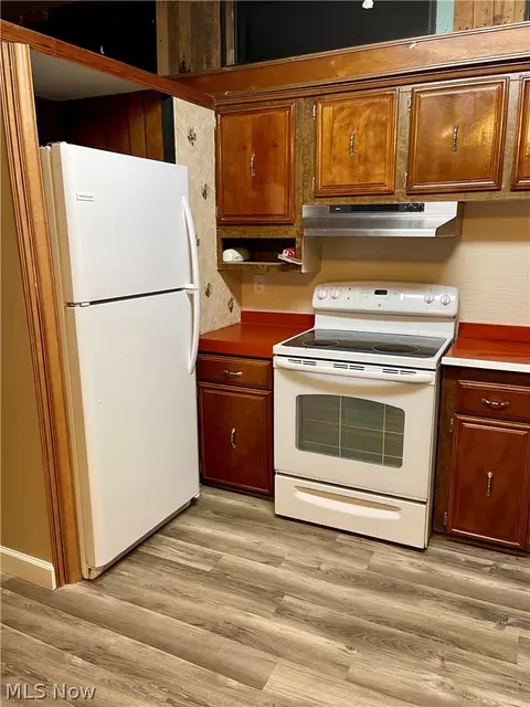Kitchen - 215 Sheldon Ave, Marietta, OH 45750 photo 1 of 2