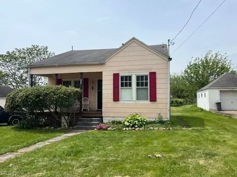 235 Hill Ave, Parkersburg, WV 26101