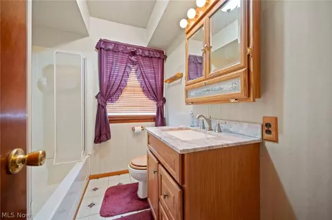 Bath - 4001 Park Ave, Rootstown, OH 44272 photo 1 of 2